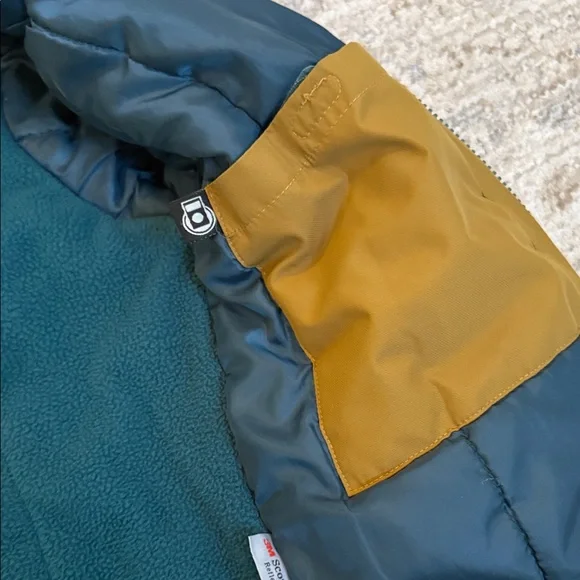 Kamik Olive and Teal Hooded Ski Jacket - Picture 5 of 12